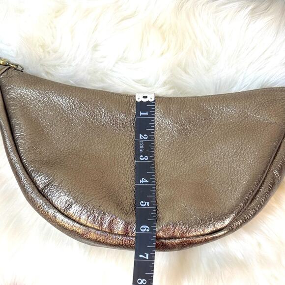 Hobo International Knox Leather Crossbody Bag - Picture 14 of 16